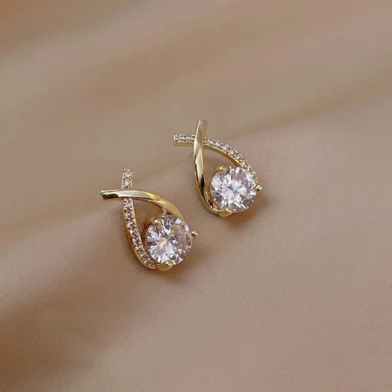 1Pair New Fashion Cross Stud Earrings for Women
