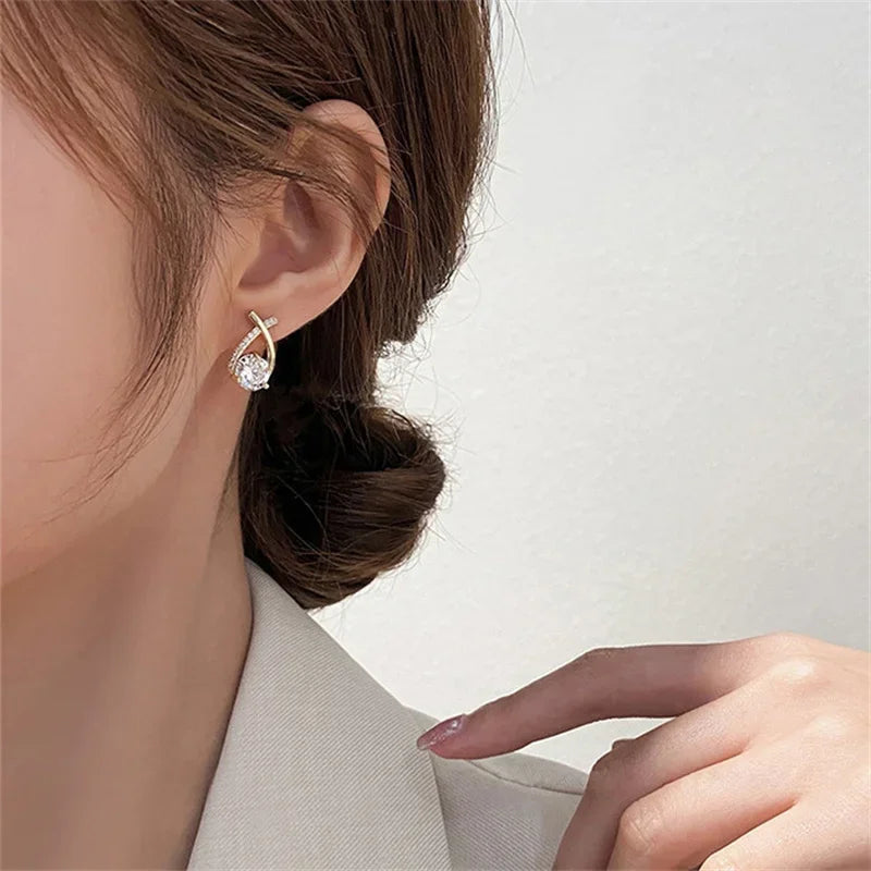 1Pair New Fashion Cross Stud Earrings for Women
