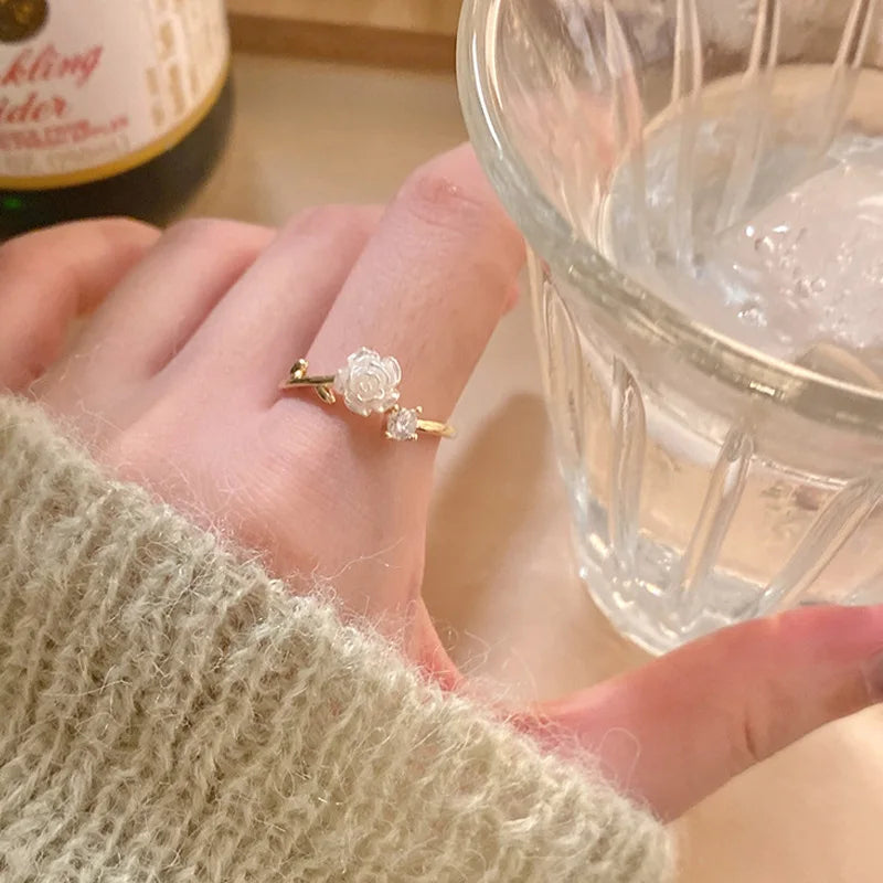 Trend Unique Design Elegant Delicate Opening Adjustable