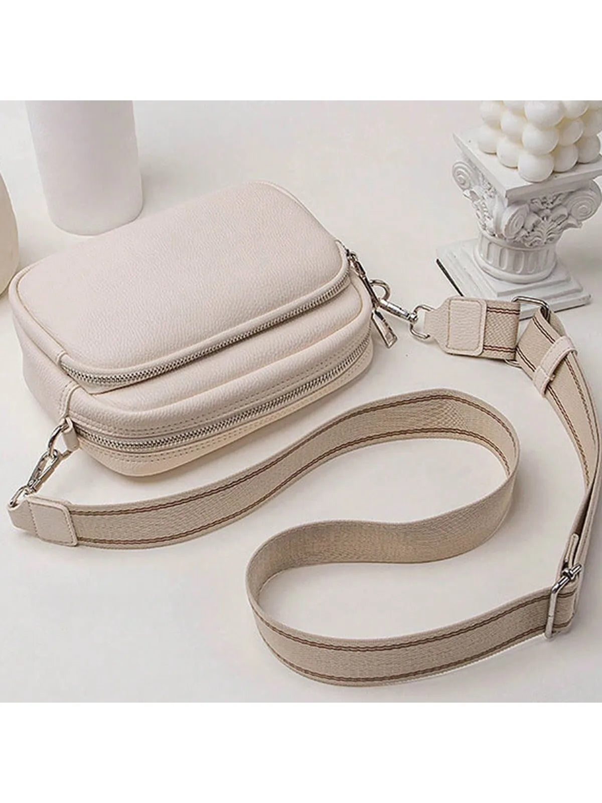 Fashionable Briefcase Style Shoulder Bag With Large Capacity