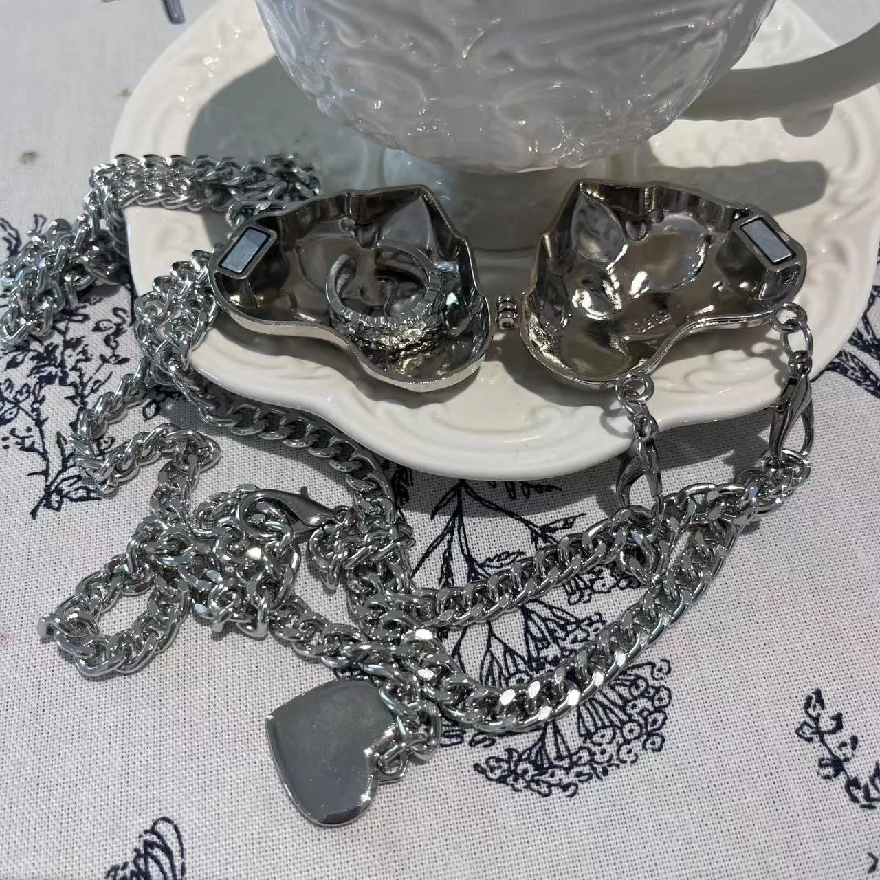Luxury Small Bling Heart Shape Silver Evening