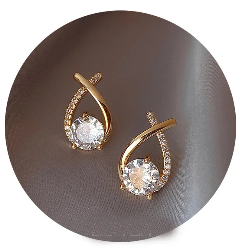 1Pair New Fashion Cross Stud Earrings for Women