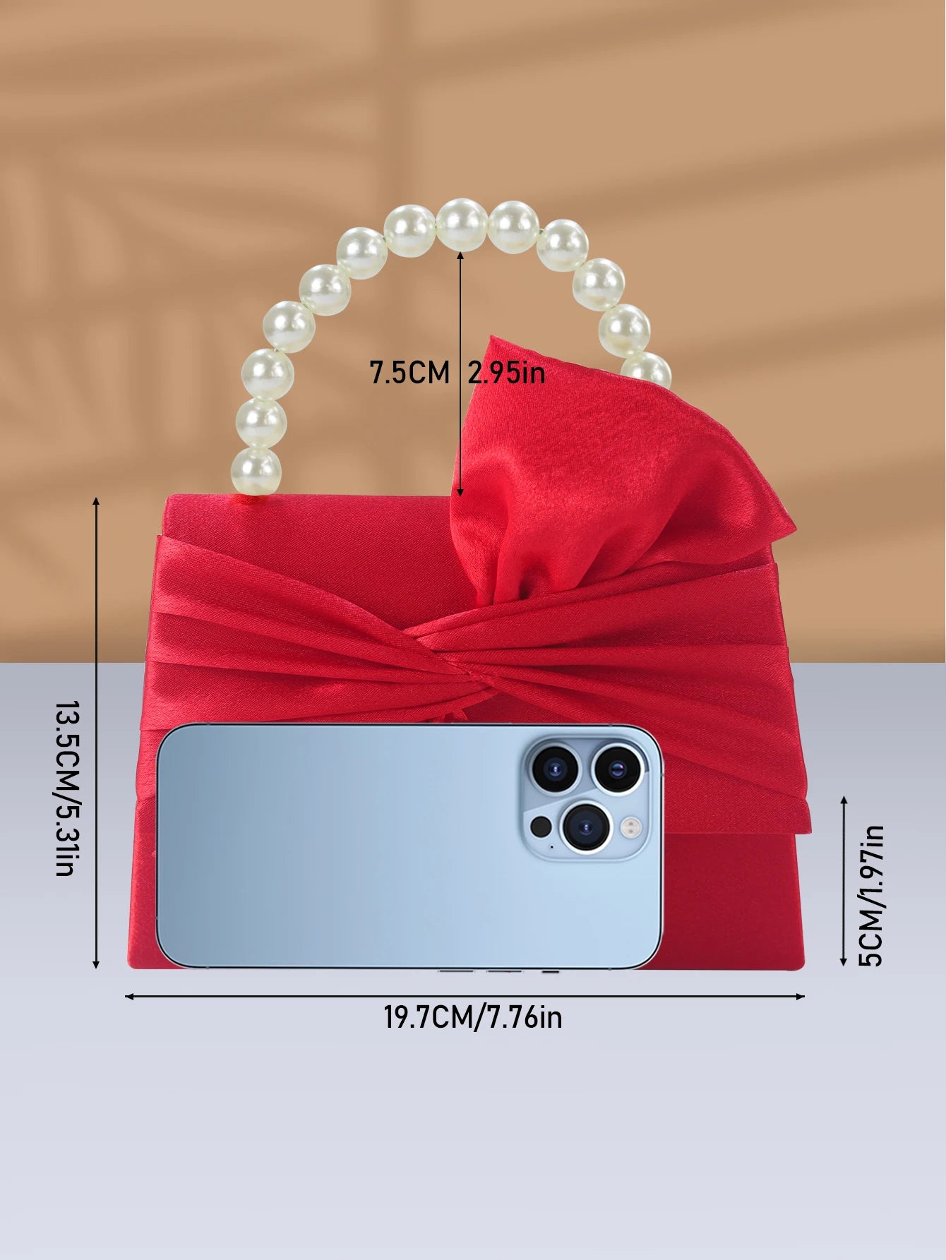 Gorgeous and elegant designed bow pearl wrist handbag,